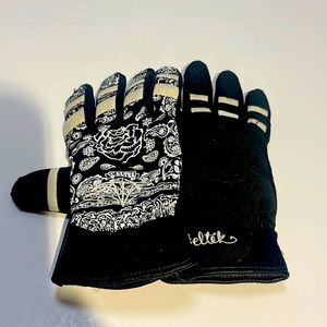 Celtek Womens Snowboarding / Ski Trigger  Gloves size Medium